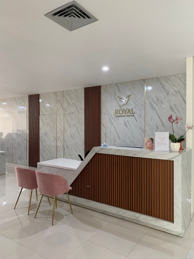 Royal Cosmetic Centre photo 4